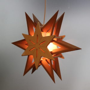 Holzstern-Lampe