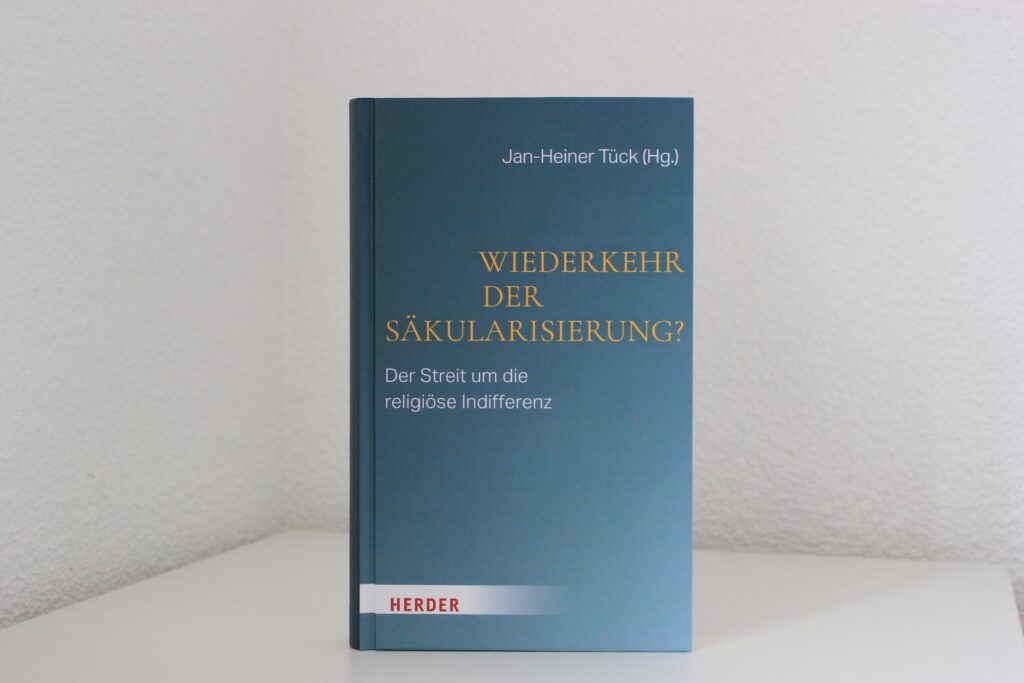 Die Beiträge des Bandes sichten die aktuelle Diskussion um das Verhältnis von Religion, Glaube und Gesellschaft...